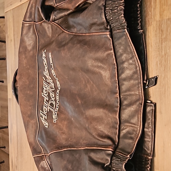 Harley Davidson Mens Brown Leather Jacket with lining. - Picture 3 of 5